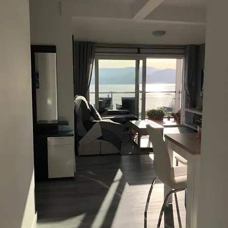 Apartment Casa Mar De Luna 2 En *